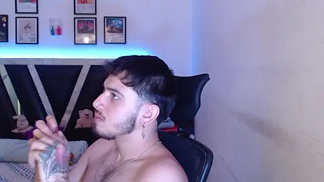 Sebasxxl12 Live XXX-chat