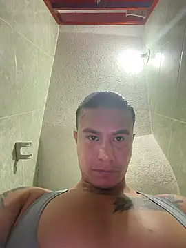 DominickVegas élő XXX-chatje