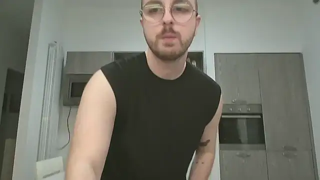 ItalianAlex Live XXX-chat