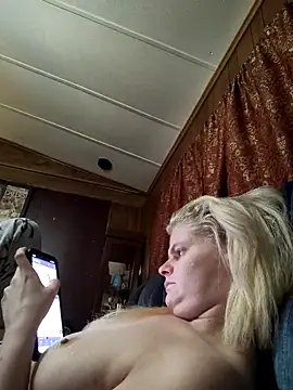 Živý XXX chat BadAssBitchMakayla