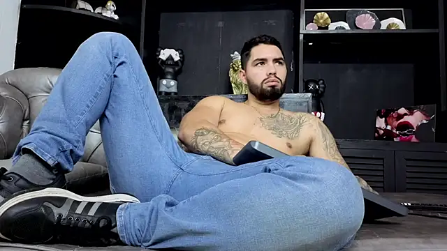 matteosantos' Webcam Show