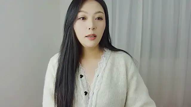 Онлайн чат XXX Cxin--