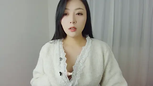 Cxin-- live XXX chat