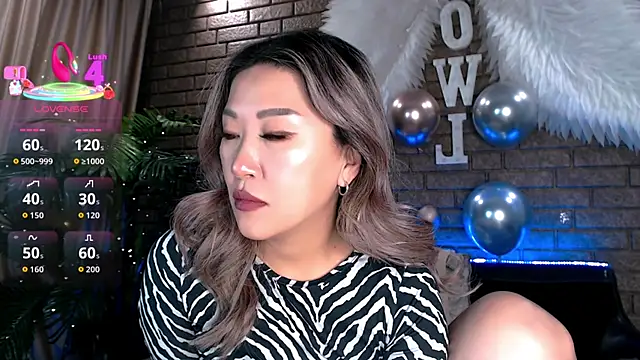 nicky_owl élő XXX-chatje