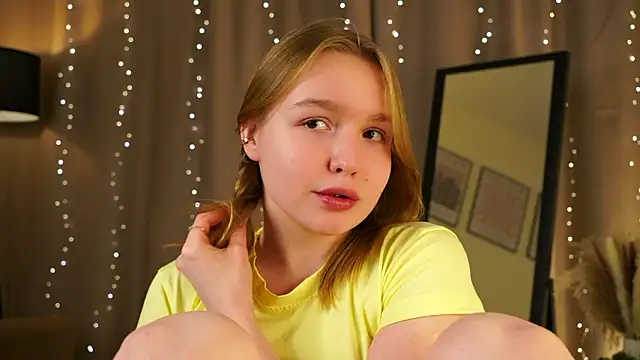 VinnieSerrano élő XXX-chatje