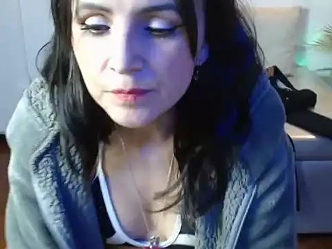 Онлайн чат XXX Juliana__lx