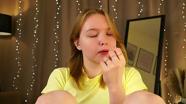 Chatroom XXX en direct de VinnieSerrano