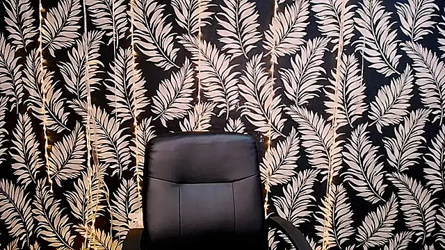 Pokazy przed kamerką – Olivia_playful