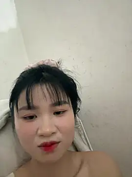 Spring-spring 即時 XXX 聊天