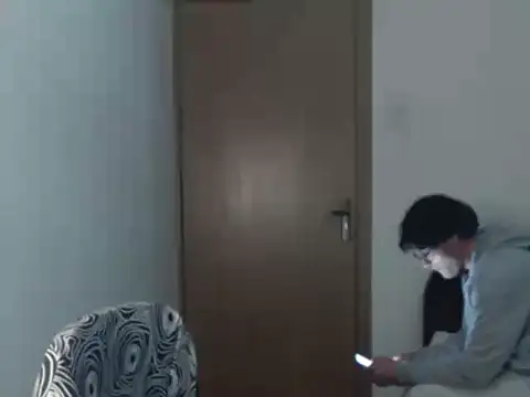 wildpussycat23 网络视讯表演