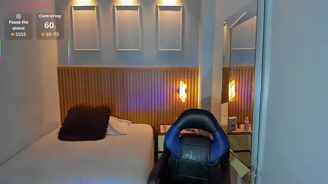 Chatroom XXX en direct de BONNIE_CH1