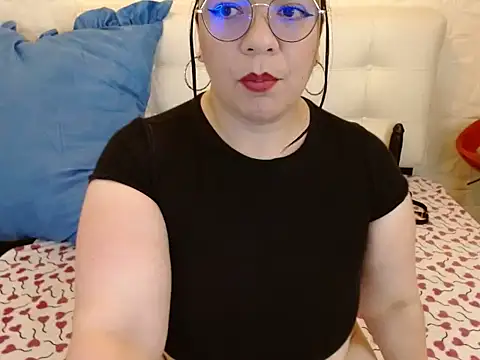 Chatroom XXX en direct de Angiee_BBW