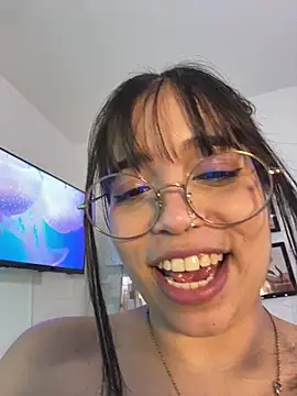 tati_reyess Live XXX Chat