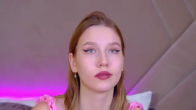 Chat +18 de LiliLinn ao vivo