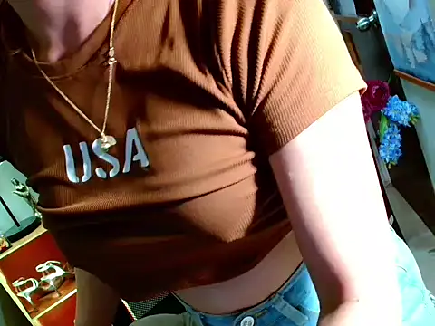 baby_kiraxx's Webcam Show