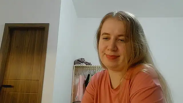 Онлайн чат XXX EllaJourney