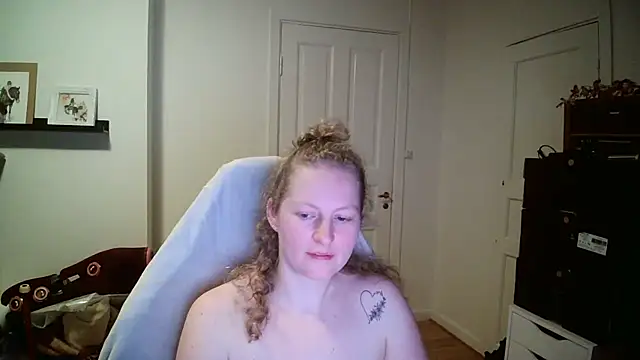 Girlnina-1995 Live XXX-chat