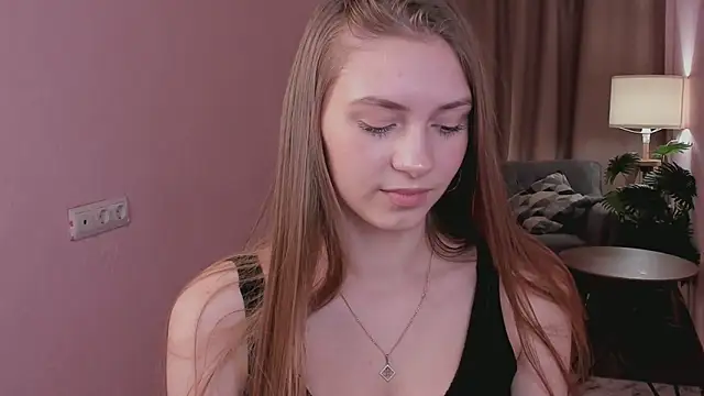 Cheryl_Backer Adlı Modelin Canlı XXX Sohbeti