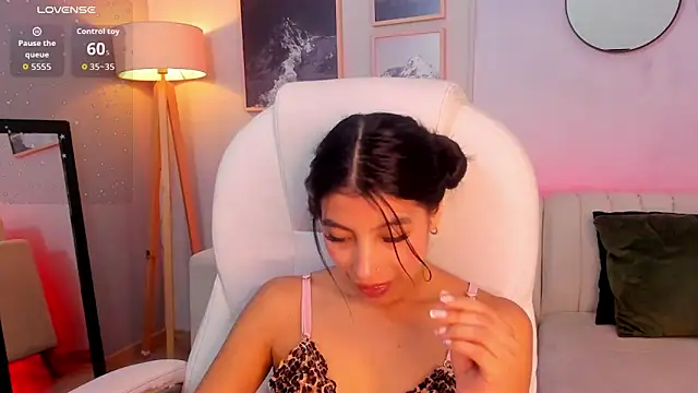 Tiffany_Lown Live XXX chat