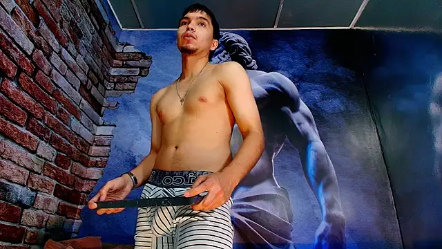 دردشة Derek_freeman الجنسية المباشرة