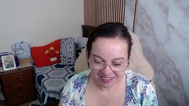 Sonialorens_ 现场XXX聊天