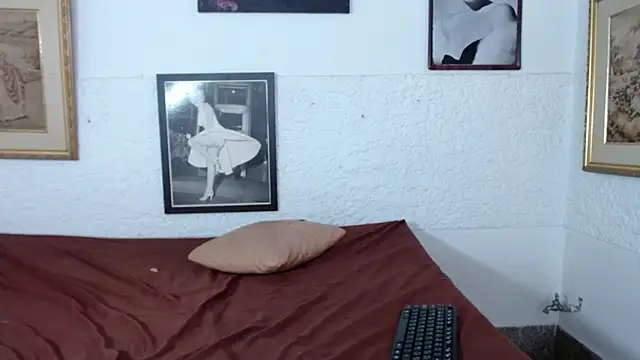 Czat XXX na żywo – JulianaLopera1