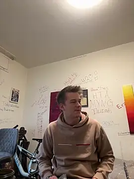 Toyjungee's Live XXX Chat