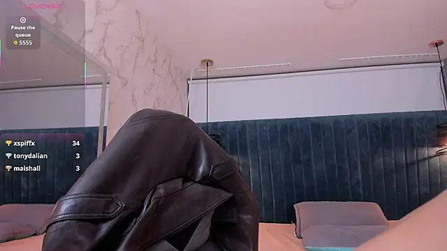 MAGIC_ISA লাইভ XXX চ্যাট