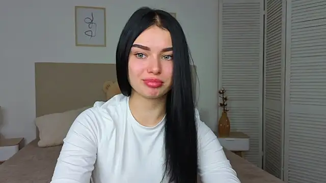 Онлайн чат XXX Silena_sky