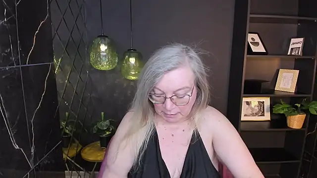 دردشة NataliMellow الجنسية المباشرة