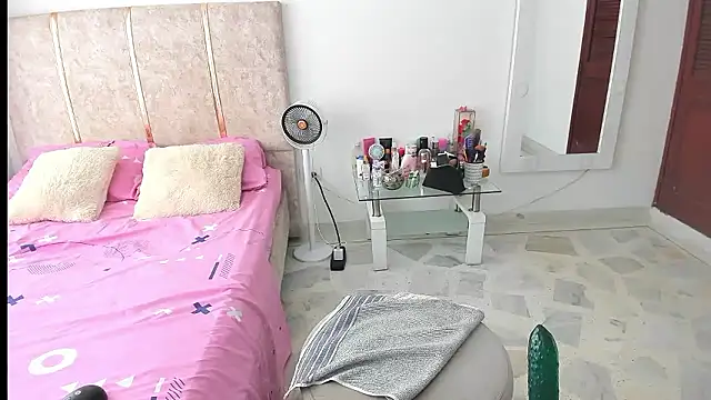 EnyelDavies Chat XXX live