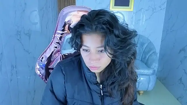 serabella_s Chat XXX live