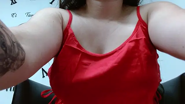 ElaMurray02 在線直播表演