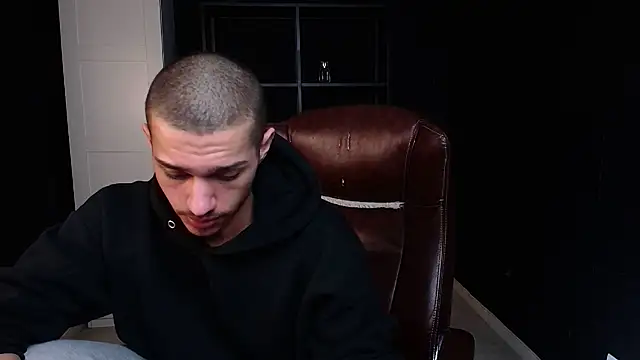 KaydenDrew Adlı Modelin Web Kamerası Şovu