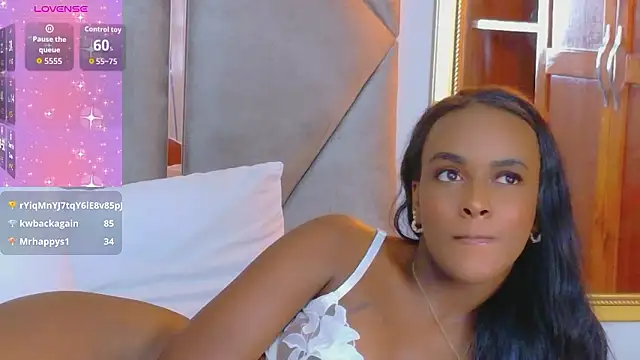 Sally-Noan Live XXX chat