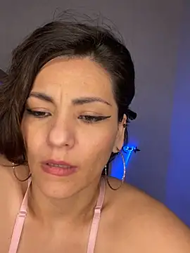 แชท XXX สดของ eva_luz