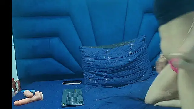 Angell_cooper élő XXX-chatje