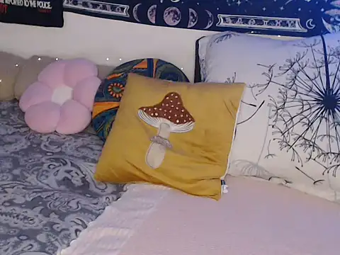 AlienforTwenty Chat XXX live