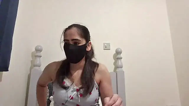 EchoicUlama Adlı Modelin Canlı XXX Sohbeti