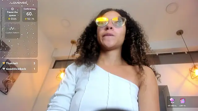 Hanna_Cornee_ live XXX chat