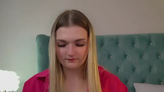 AnnyRaii 现场XXX聊天