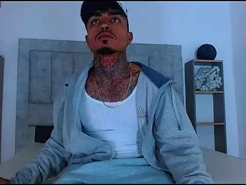 Chat XXX Live Hot_Latino_x