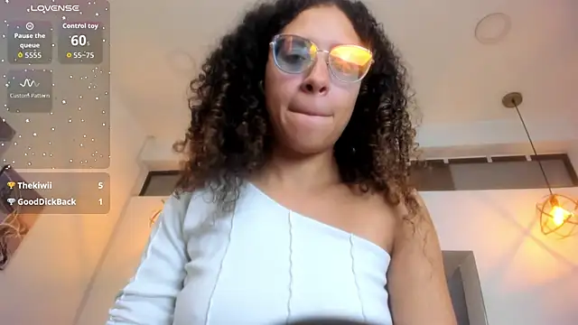 Онлайн чат XXX Hanna_Cornee_