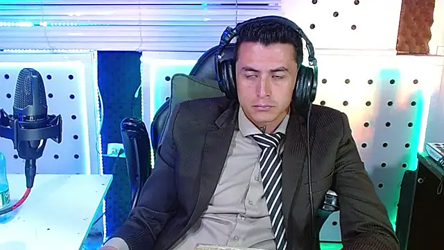 Chat +18 de Godofcumxxx ao vivo