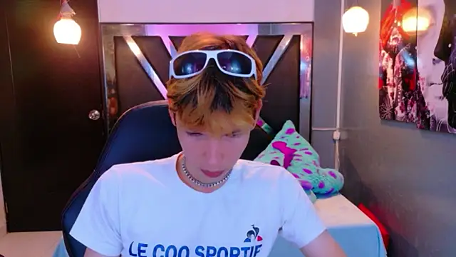 Chat +18 de park_jimin1 ao vivo