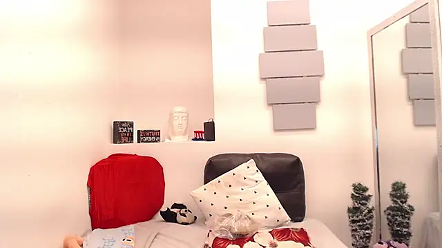 eva_twissのライブXXXチャット