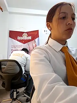 Emily-7_ 라이브 XXX 채팅