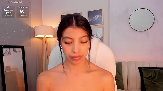 Tiffany_Low 即時 XXX 聊天