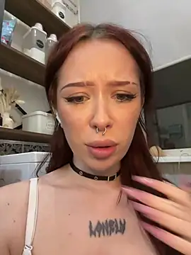 MaryMe__ Chat XXX in diretta