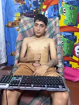 MichaelMiller20261: вебкам-шоу